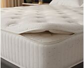 Matelas Hybride 
Matelas mousse à mémoire de forme 
Matelas 90x200 cm
Matelas ressorts ensachés
Surmatelas 