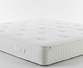 Matelas Hybride 
Matelas mousse à mémoire de forme 
Matelas 140x190 cm
Matelas ressorts ensachés
Surmatelas 
